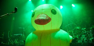 ALESTORM – LUTHARO – ROSES OF THIEVES (Fuzz, 1/12/2025) alestorm