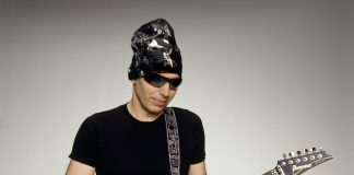 JOE SATRIANI interview 2006 Satriani